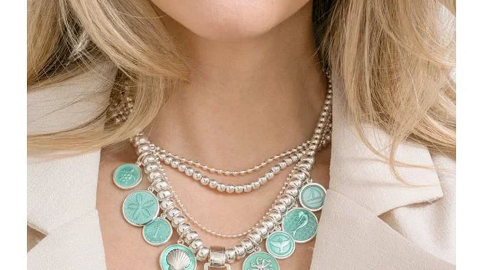 How to accessorize for a white party: jewelry styling tips from lola & company