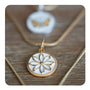 Lifestyle daisy gold pendant lola3